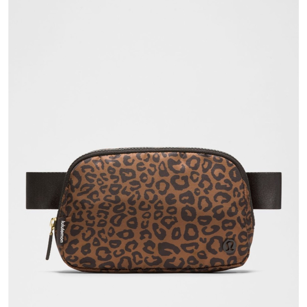 NEW Lululemon Everywhere Belt Bag Leopardo Shift Midi Desert/Khaki Multi/Night